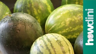 6 Creative Ways to Cut & Serve Watermelon: Howdini Hacks