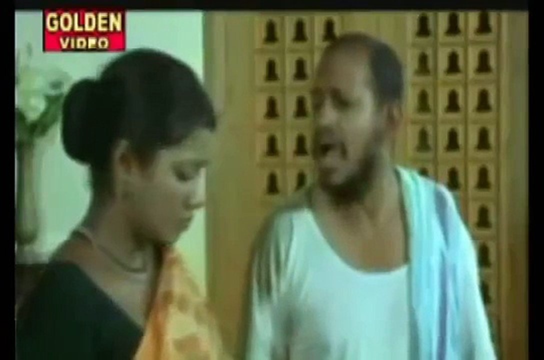 Hot Aunty Illegal Affair With Young Guy - Romantic Clip