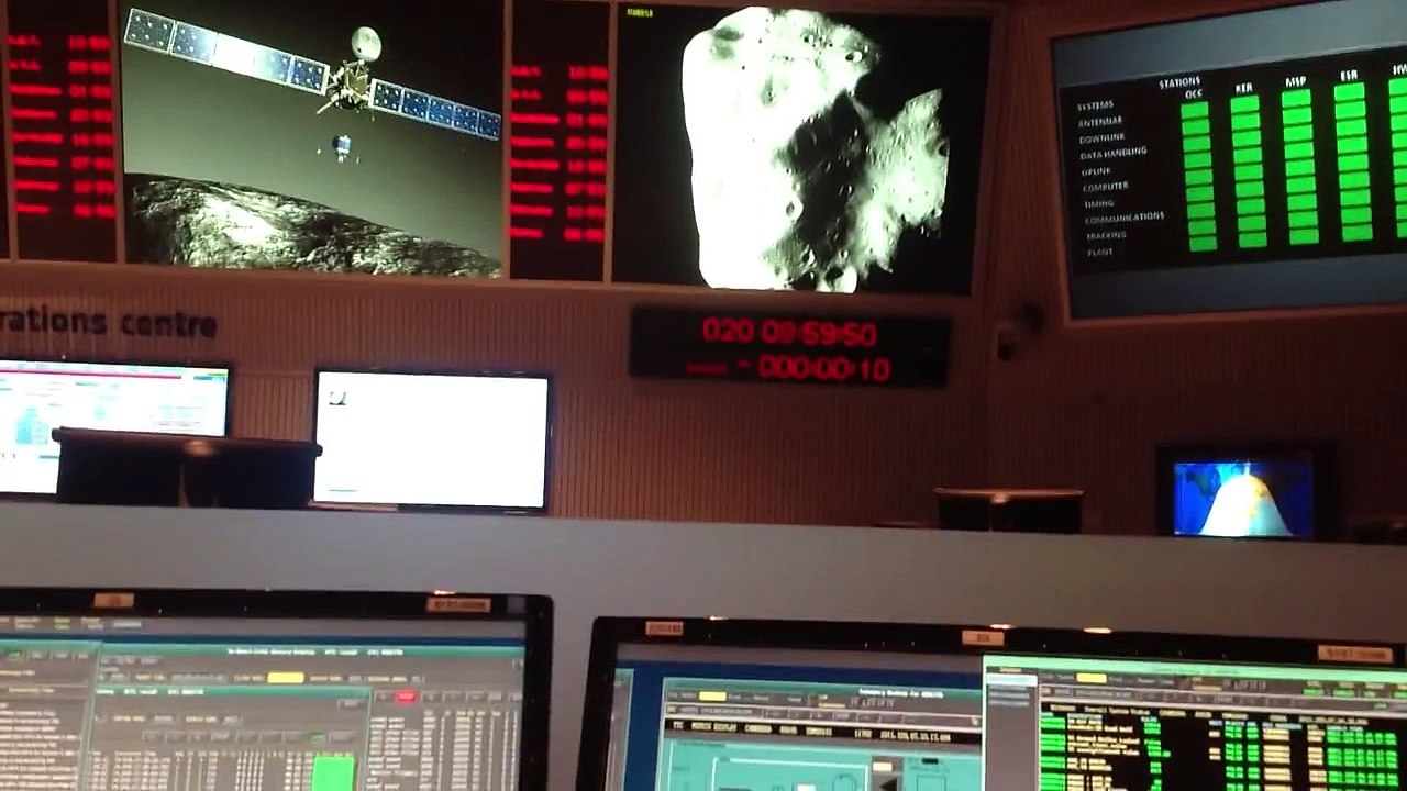 ESOC Main Mission Control counts down to #wakeuprosetta