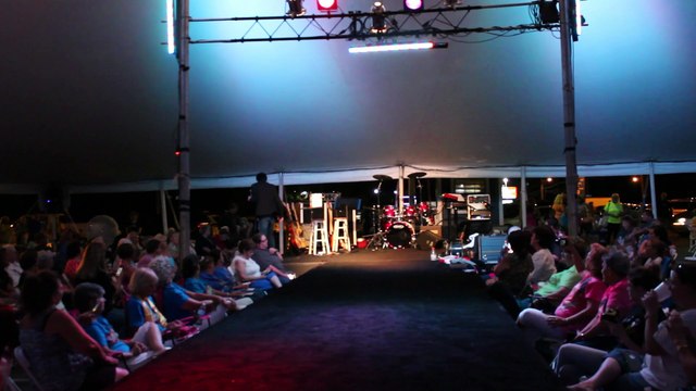 Kavan Hashemian sings 'Beatles Medley' Elvis Week 2015