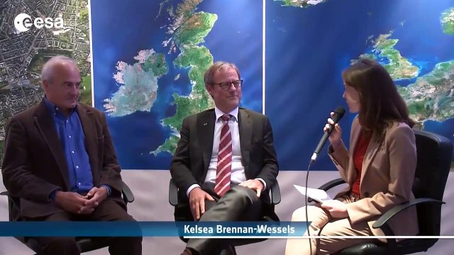 Earth from Space: Scientific challenges and future strategy