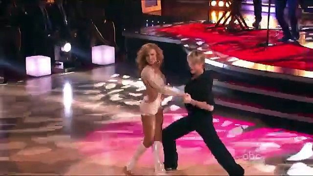 Selena Gomez Falling Down Dancing With The Stars 29 09 2009
