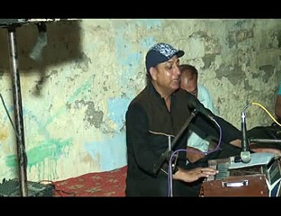 Roz Kehta Hun Bhool By Shahid Ali Singer