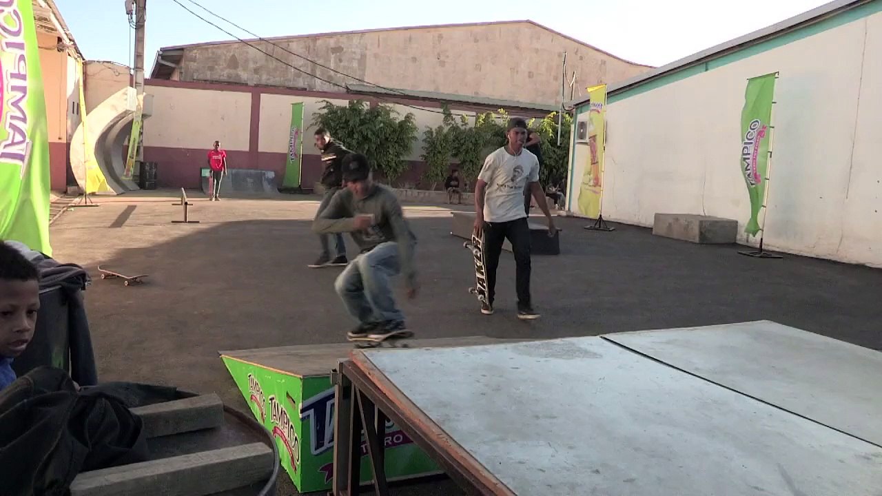 Hartes Pflaster: Skateboarder in Madagaskar