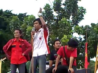 Orasi Politik Serikat Mahasiswa Indonesia (SMI) Tanggal 1 May 2011 di Istana Negara