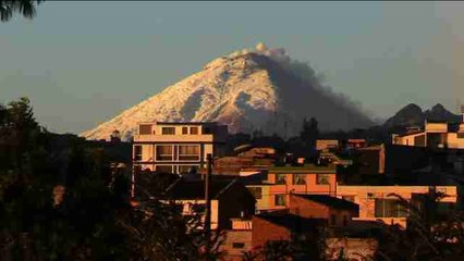Ecuador remains on yellow alert for Cotopaxi volcano