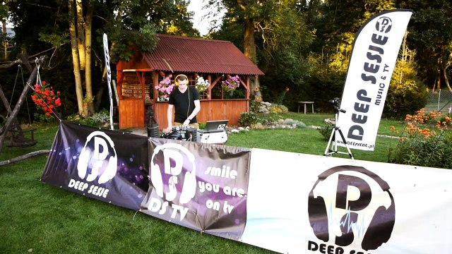 Deep Sesje Weekly Show 099 mixed by TOM45 and Focuset