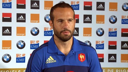 XV de France - Michalak : "Des fourmis dans les jambes"
