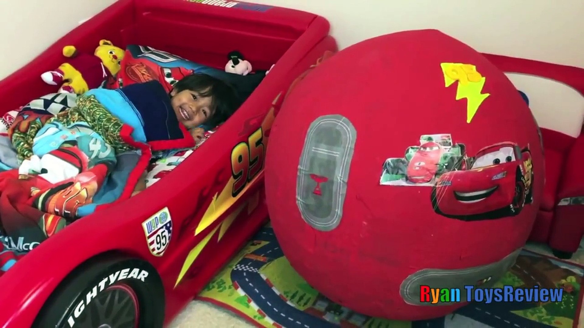 ryan toysreview giant egg surprise