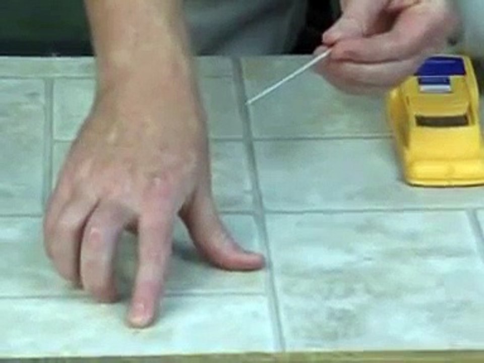 STOP FLOOR SQUEAKS IN LINOLEUM FLOOR