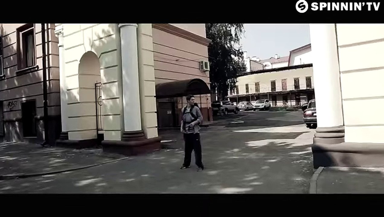 Swanky Tunes & Sunstars - The Blitz (Official Music Video)