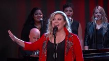 Kelly Clarkson Sings Tinder Profiles on Jimmy Kimmel | What's Trending Now