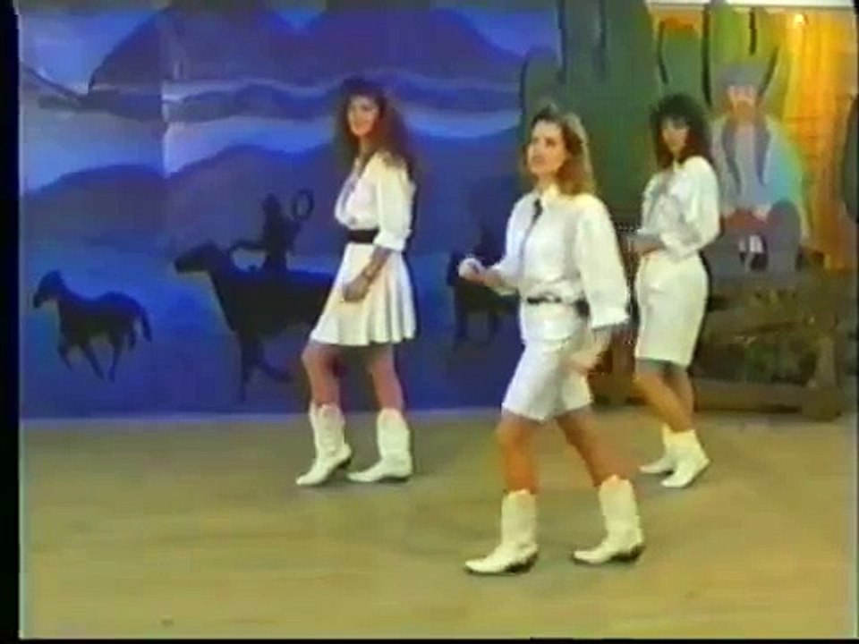 Sleazy Slide - Country Line Dancing with Lisa Austin!