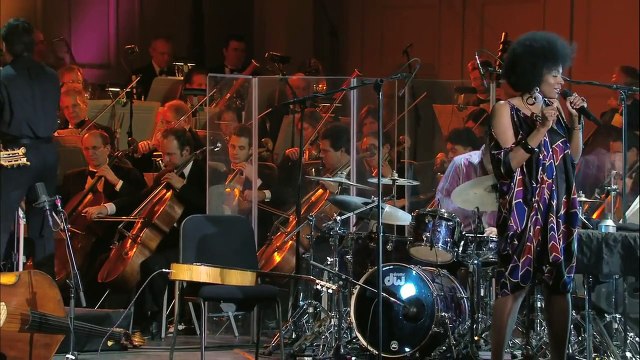 The Look of Love • [HD1080p] • Chris Botti (feat. Sy Smith) in Boston