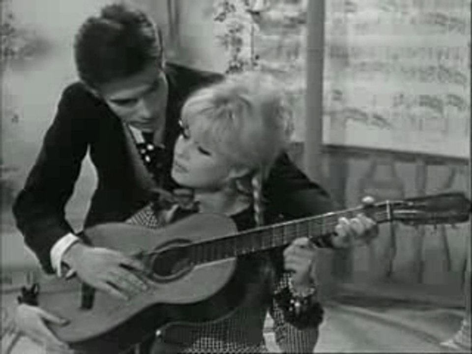 Bardot et Despax - Lecon de guitare