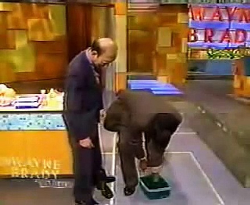 The Wayne Brady Show - Unusual uses for household item uses
