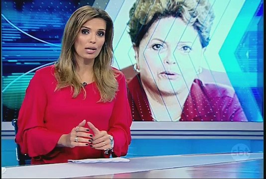 Jornal diz que impeachment de Dilma pode prejudicar democracia brasileira