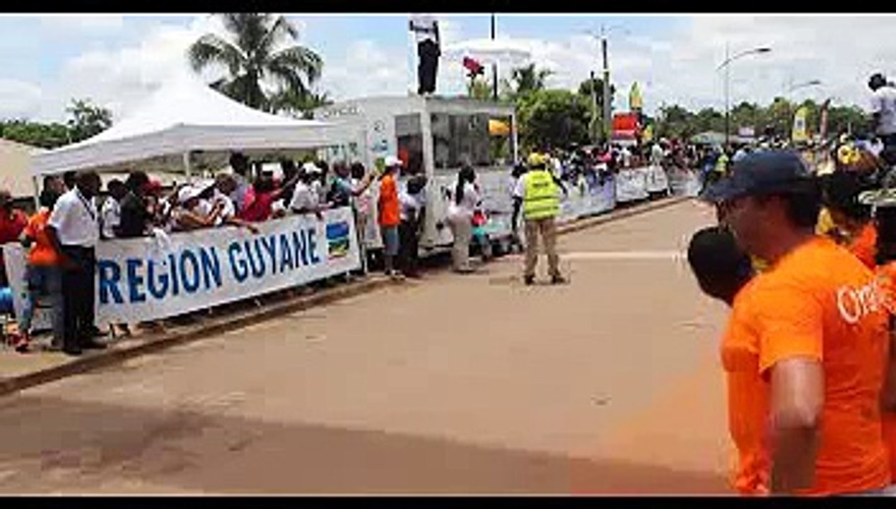 L'Arrivée à Apatou