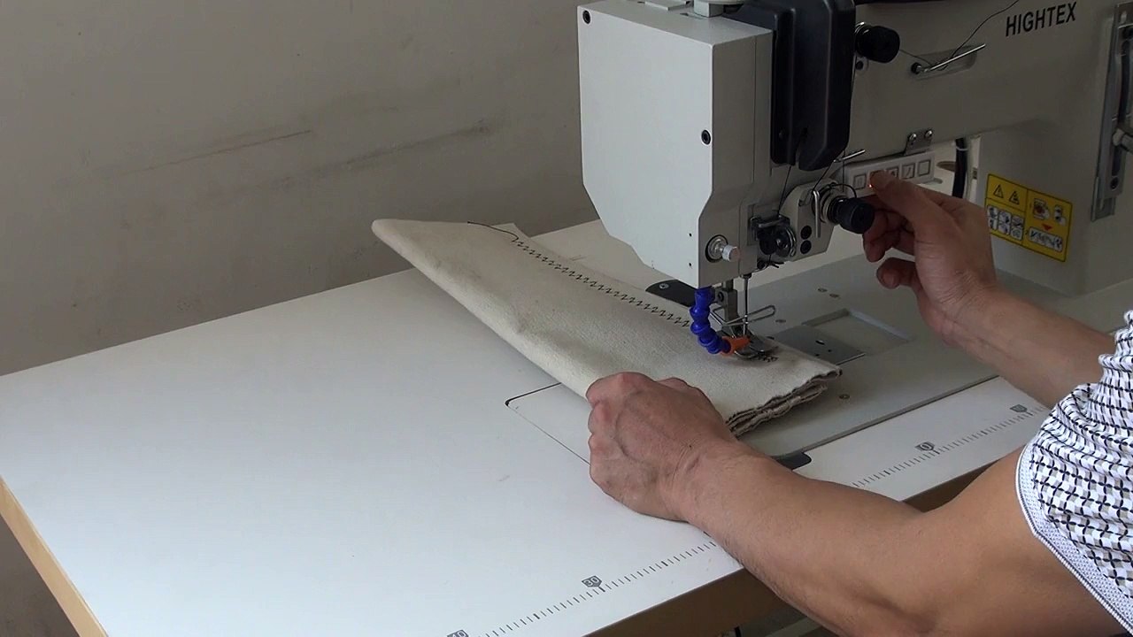 Heavy duty 1,2,3 step zig zag sewing machine for sail makers