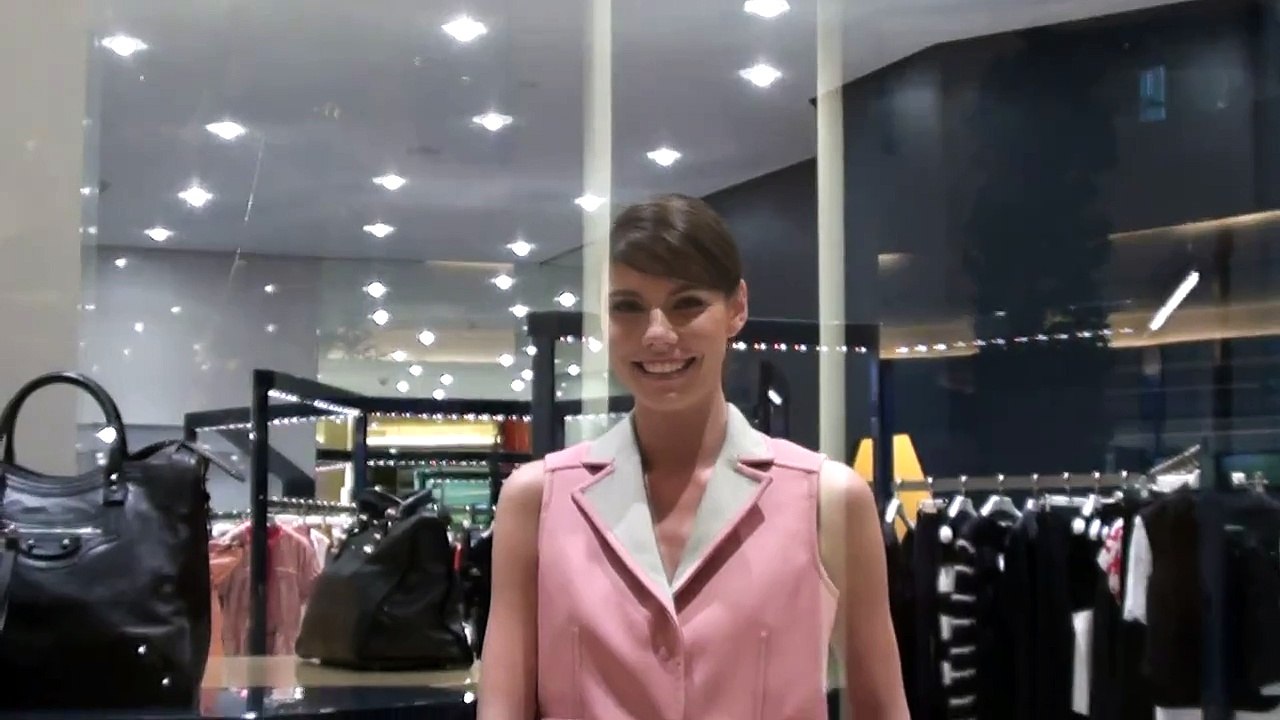 Cutest Human Mannequin Ever