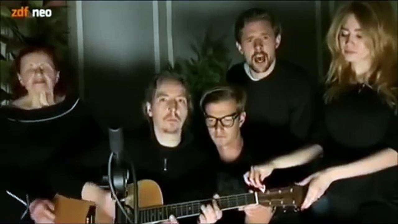 FUNNIEST Somebody that I used to know Cover (Walk off the Earth) Joko Klaas Co.