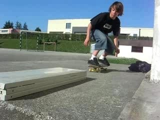ollie avec un petit manual :)