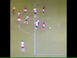 Paolo Guerrero se falló gol increíble con el Flamengo (VIDEO)