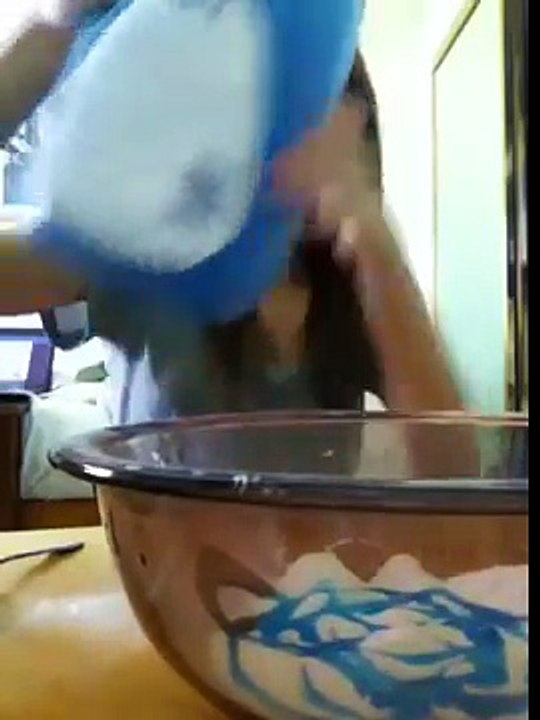 How to make slime without borax and glue