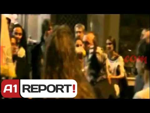 Greqi, Agimi i Artë sulmon