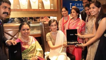 Akshara Haasan Launch Diamonds Showroom