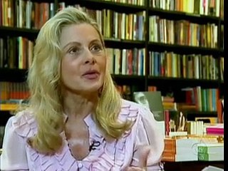 Vera Fischer em clínica de reabilitação no Rio.mp4