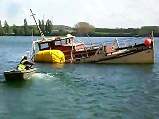 Sinking of boat
