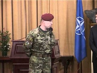 Topi dekoron ushtaraket 17.02.11.mpg