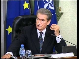 Berisha mbledhje qeverie13.07.11.mpg