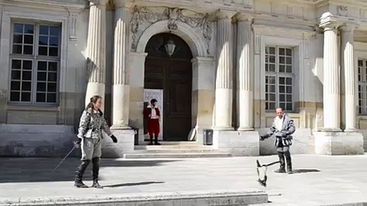 Escrime Ancienne artistique - Château Royal de Blois 2015 - extrait 2 - Historical fencing - Историческое фехтование