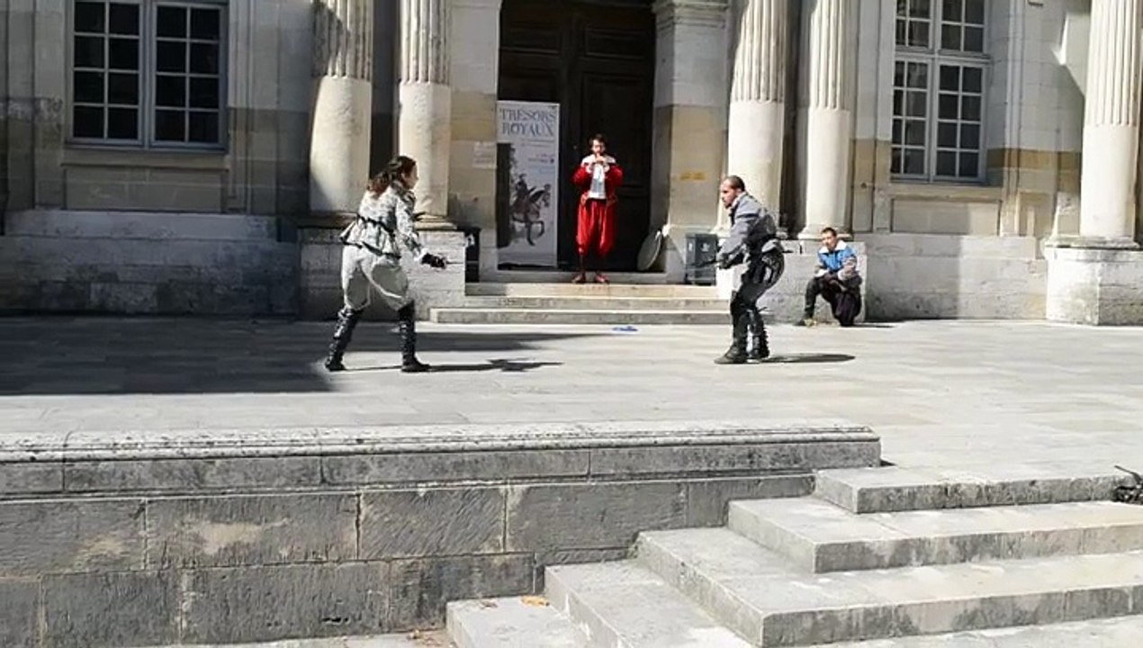 Escrime Ancienne - Château Royal de Blois 2015 - extrait 1 - Historical fencing - Историческое фехтование