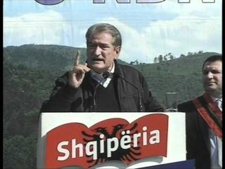 Berisha në Elbasan .mpg