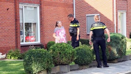 Brandweer ontruimt huizen in Woldendorp vanwege gaslek - RTV Noord