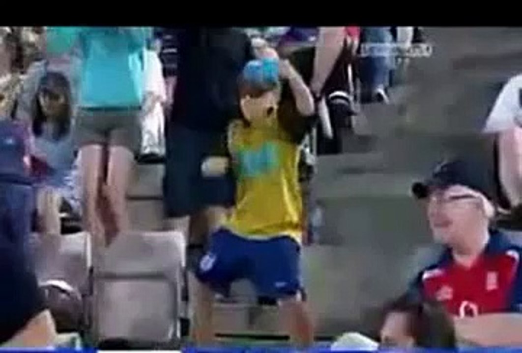 funny kid copy dance of cheerleaders in cricket