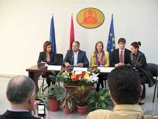 Ministria e Punes familjet e varfra  .mpg