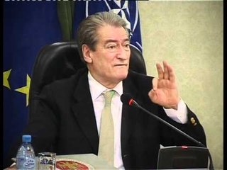 BERISHA NE QEVERI PER DICK MARTY .mpg