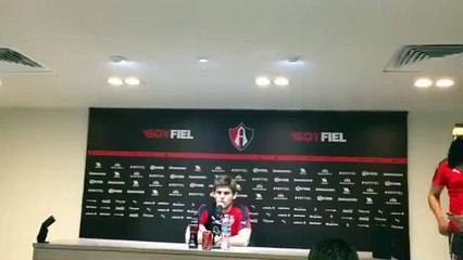 Kanneman se disciplina ante la decisión de Matosas