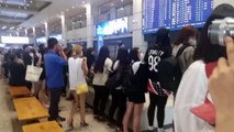 KOREA VLOG #1 | EXO At The Airport? & Shopping at Myungdong