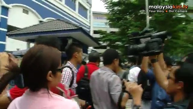 Adam gives cops statement over threats