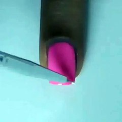 Pembe Severler İçin Desenli Tırnak Yapımı