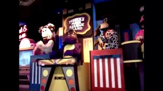 FIVE NIGHTS AT FREDDY'S (Honest Game Trailers)