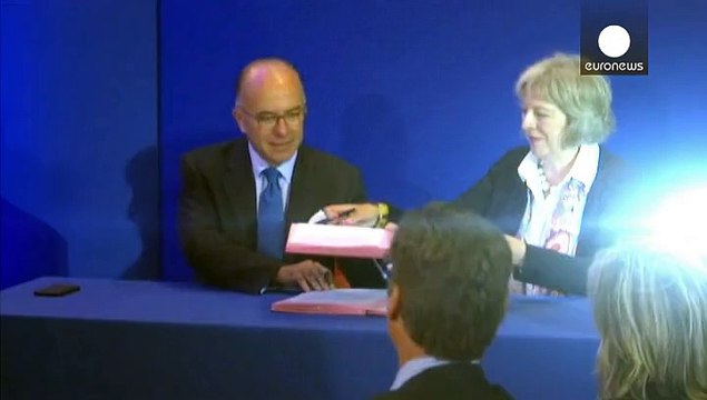 Καλαί: συμφωνία Μ. Βρετανίας- Γαλλίας για την εξάρθρωση των κυκλωμάτων δουλεμπόρων