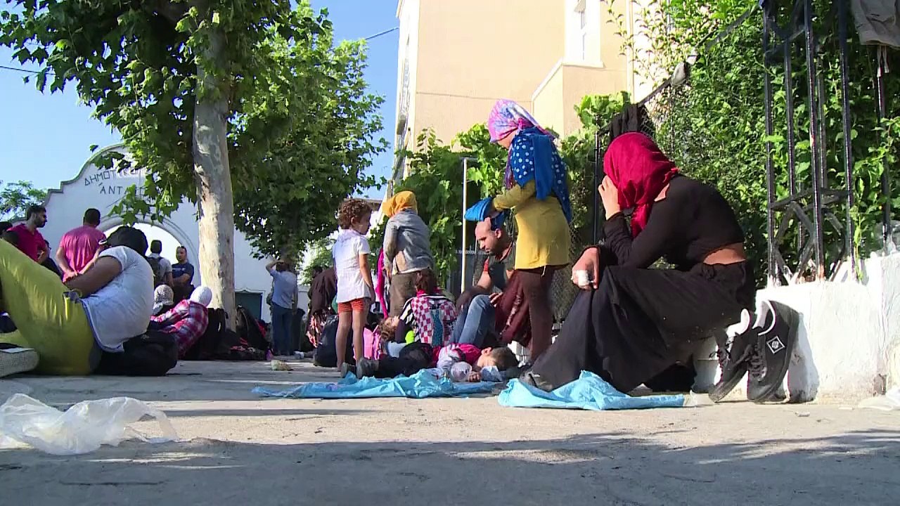 Flüchtlinge im Elend auf griechischer Insel Kos