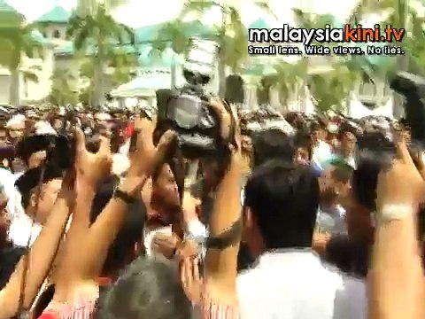 Protest erupts in UIA over don's suspension