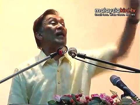 Pakatan mahu bawa isu Kg Baru kepada Agong